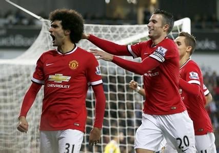 少年参与滑 少年参与滑